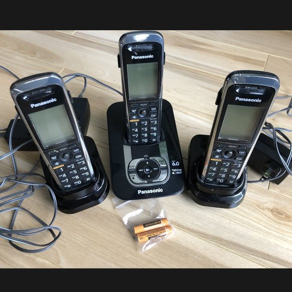 TELEPHONE SYSTEM CORDLESS - Picture 1 of 4